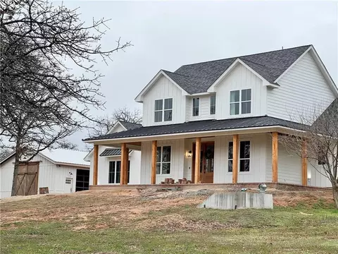 3100 S Pottawatomie Rd, Harrah, OK 73045