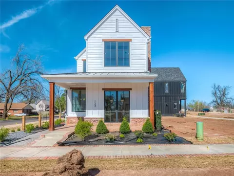 225 W 1 St #124, Edmond, OK 73003