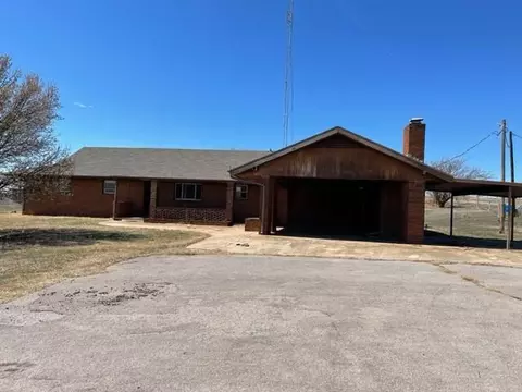 224352 E 800 Rd, Putnam, OK 73659