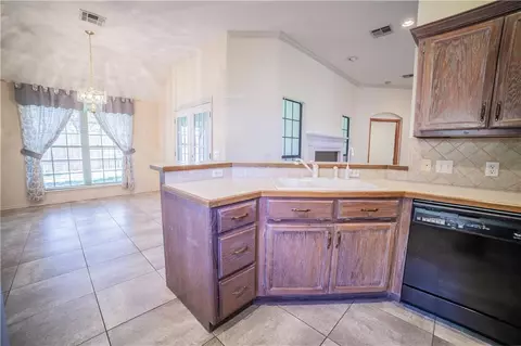 1141 Pinehurst Dr, Norman, OK 73072 photo 8