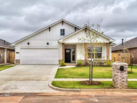 3237 Pagoda Pead Dr, Yukon, OK 73099