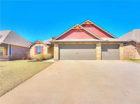 3509 Lakeside Dr, Moore, OK 73160