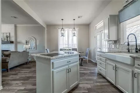 12650 Hillside Cir, Edmond, OK 73034 photo 13