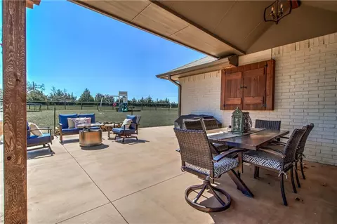 12650 Hillside Cir, Edmond, OK 73034 photo 22