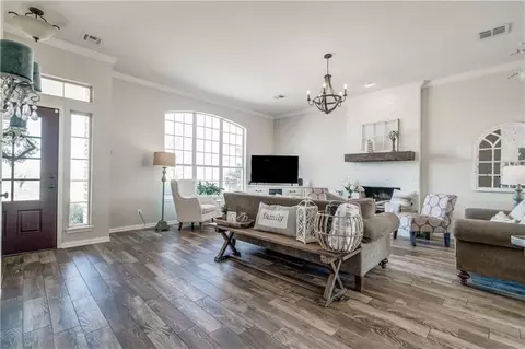 12650 Hillside Cir, Edmond, OK 73034 photo 5