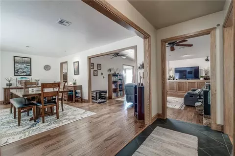612 E 9th St, Edmond, OK 73034 photo 7