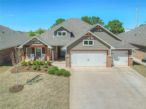1309 NE 35th St, Moore, OK 73160