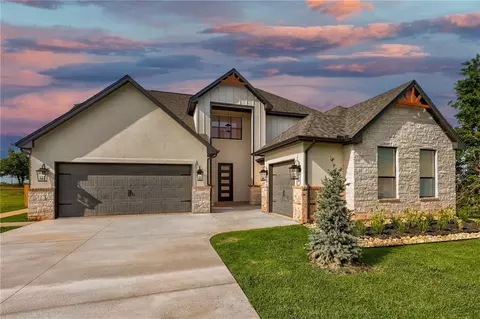 2269 Jackson Ln, Blanchard, OK 73010