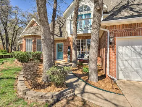 3301 Crosstimber Dr, Edmond, OK 73034