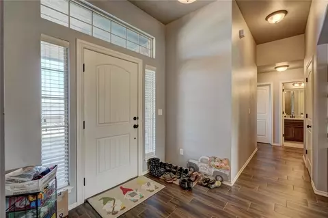 5799 Cedar Tree Cir, Guthrie, OK 73044 photo 9