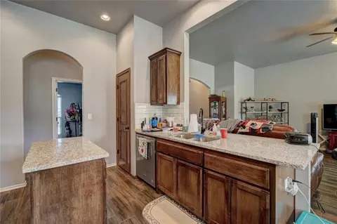 5799 Cedar Tree Cir, Guthrie, OK 73044 photo 13