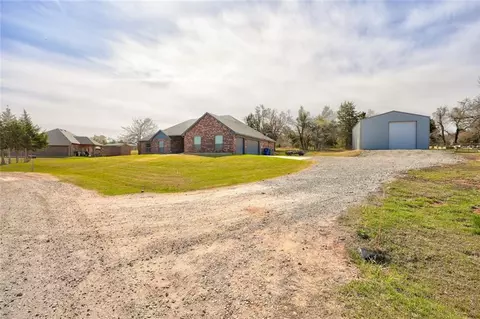 5799 Cedar Tree Cir, Guthrie, OK 73044 photo 3