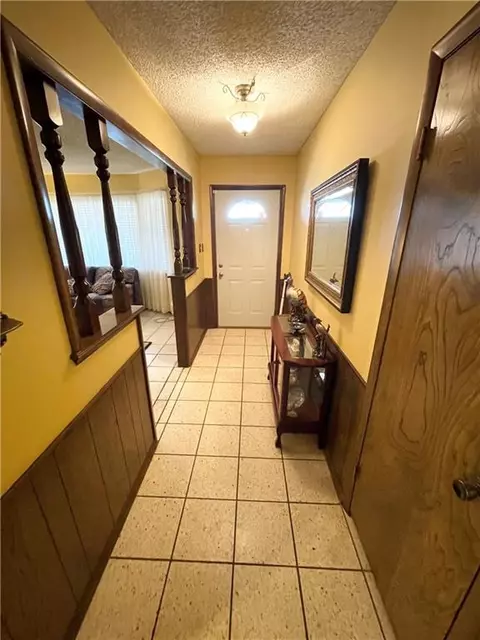 2501 N Robin St, Altus, OK 73521 photo 6