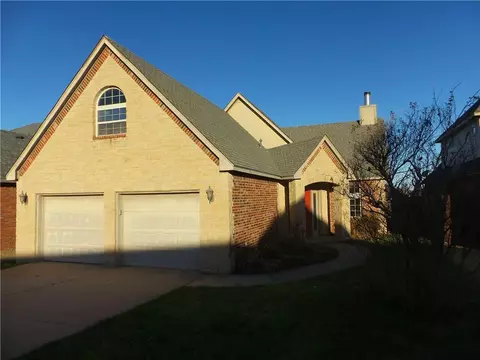 1204 Crimson Creek Cir, El Reno, OK 73036