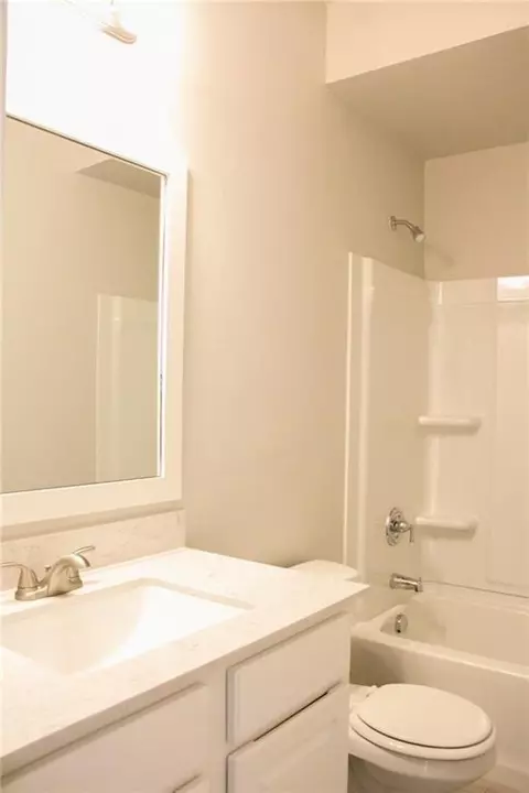 15948 Lasso Cir, Mcloud, OK 74851 photo 12