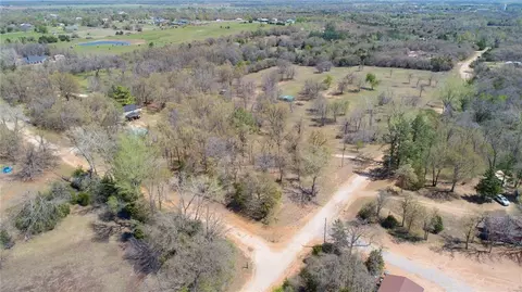 12125 NE 82nd St, Jones, OK 73049