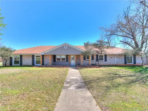 2321 N Bell Ave, Shawnee, OK 74804