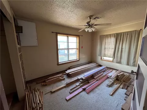 1002 Whiteshield St, Hammon, OK 73650 photo 9