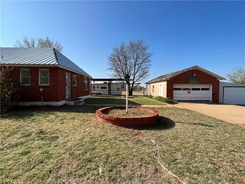 1002 Whiteshield St, Hammon, OK 73650 photo 13