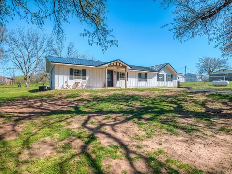 104524 S 3520 Rd, Prague, OK 74864