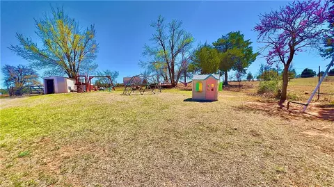 2075 Brookside St, Guthrie, OK 73044 photo 22