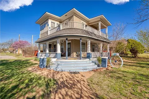 329 S Bailey St, Hobart, OK 73651