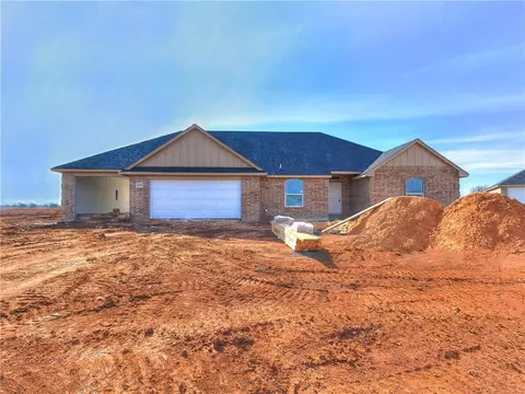 2201 E Grassland Ln, Stillwater, OK 74074