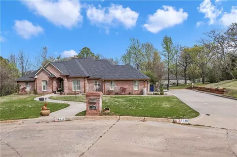 1818 Muirfield Dr, Ada, OK 74820