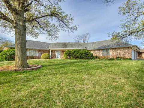 8300 NW 101st St, Oklahoma City, OK 73162
