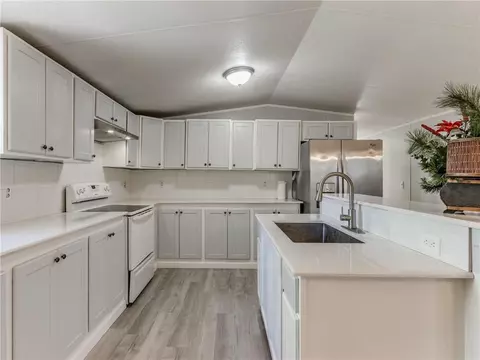 332090 E Robinhood Ln, Mcloud, OK 74851 photo 11