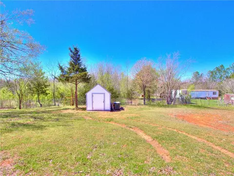 332090 E Robinhood Ln, Mcloud, OK 74851 photo 6
