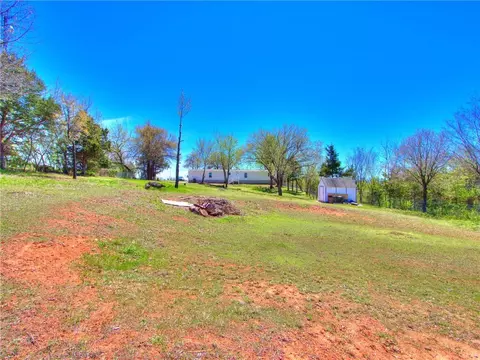 332090 E Robinhood Ln, Mcloud, OK 74851 photo 7