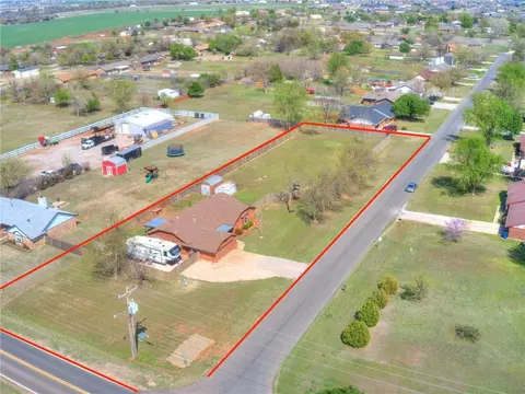 1615 NE Monroe Ave, Piedmont, OK 73078