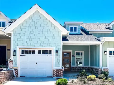 741 Harbor Town Dr, Edmond, OK 73034