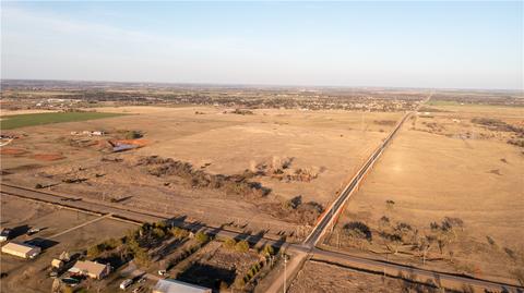 W Industrial Road, Guthrie, OK 73044