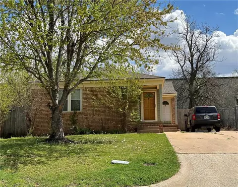 908 E Rose Dr, Midwest City, OK 73110