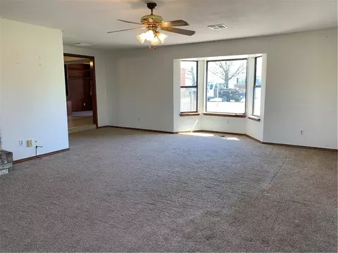 105 Robin Ln, Tecumseh, OK 74873 photo 7