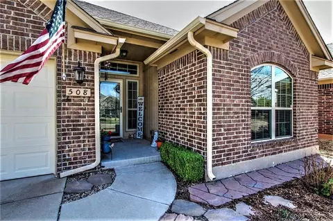 508 Nathan Way, Yukon, OK 73099