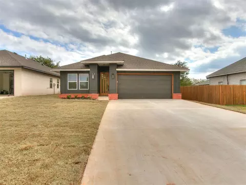 1613 E Grant Ave, Guthrie, OK 73044