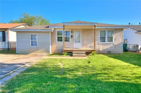 1225 SW 49th St, Oklahoma City, OK 73109