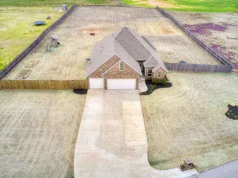 1206 Ella Dr, Tuttle, OK 73089 photo 2