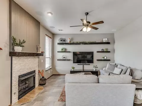 1206 Ella Dr, Tuttle, OK 73089 photo 6