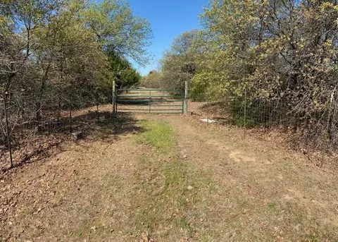 3340 S Fishmarket Rd, Mcloud, OK 74851