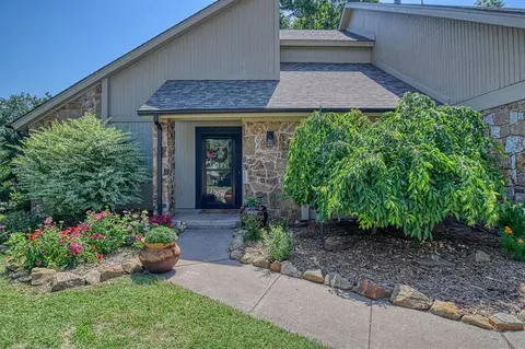 2005 Paddock Cir, Norman, OK 73072 photo 4