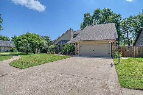 2005 Paddock Cir, Norman, OK 73072 photo 3
