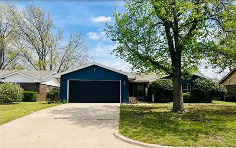 501 Leslie Dr, Noble, OK 73068