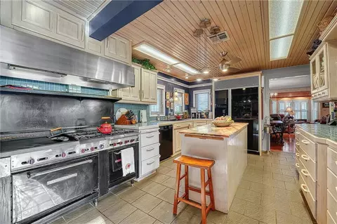 820 E Walnut St, Altus, OK 73521 photo 12
