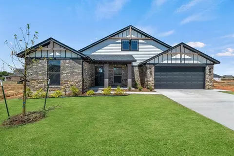 13321 SW 8th St, Yukon, OK 73099