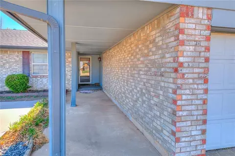 814 Willow Run, Yukon, OK 73099 photo 3