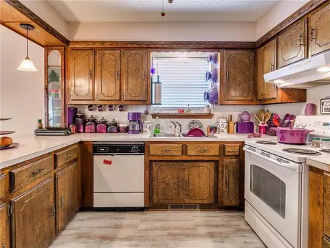 814 Willow Run, Yukon, OK 73099 photo 14